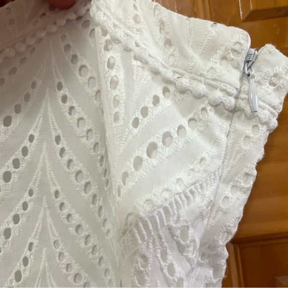 White House Black Market White Eyelet Peplum Cami Size 8 NWT - Picture 4 of 13